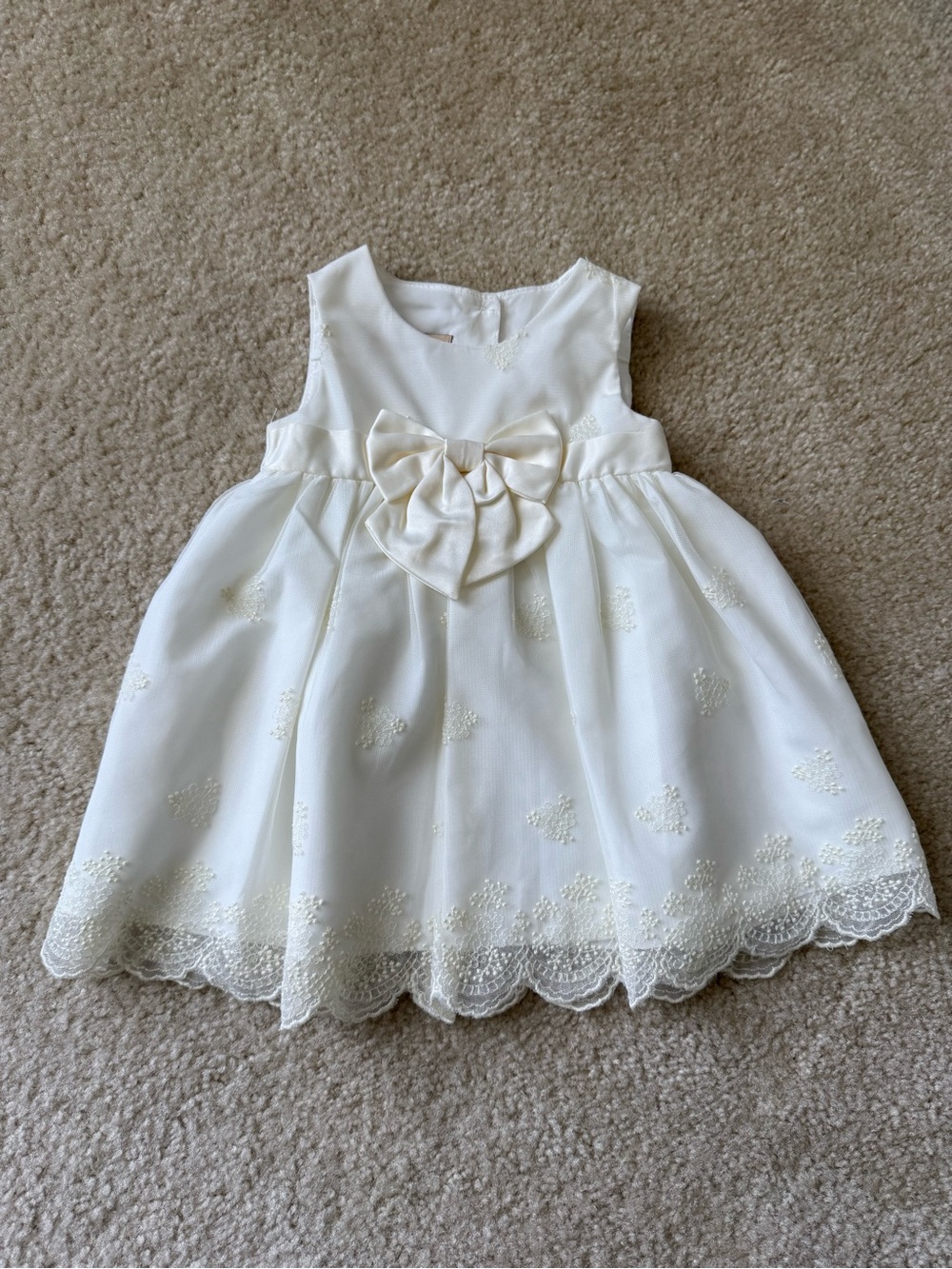 Baby lace dress